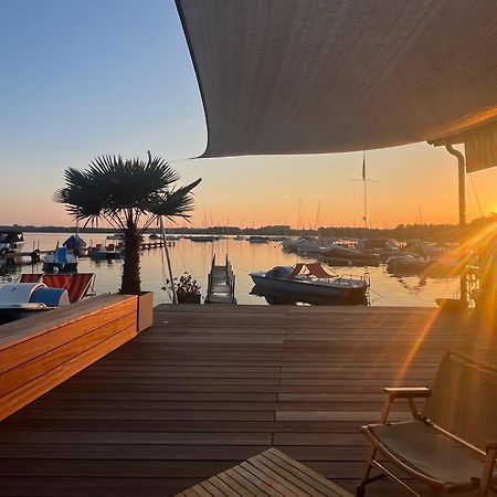 Lago Mio - Pension Am See - Bei Uns Verbringt Ihr Eine Wundervolle Zeit Direkt Am Wasser Вьортзее Екстериор снимка